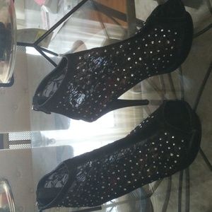 Fredericks of Hollywood size 11  booties